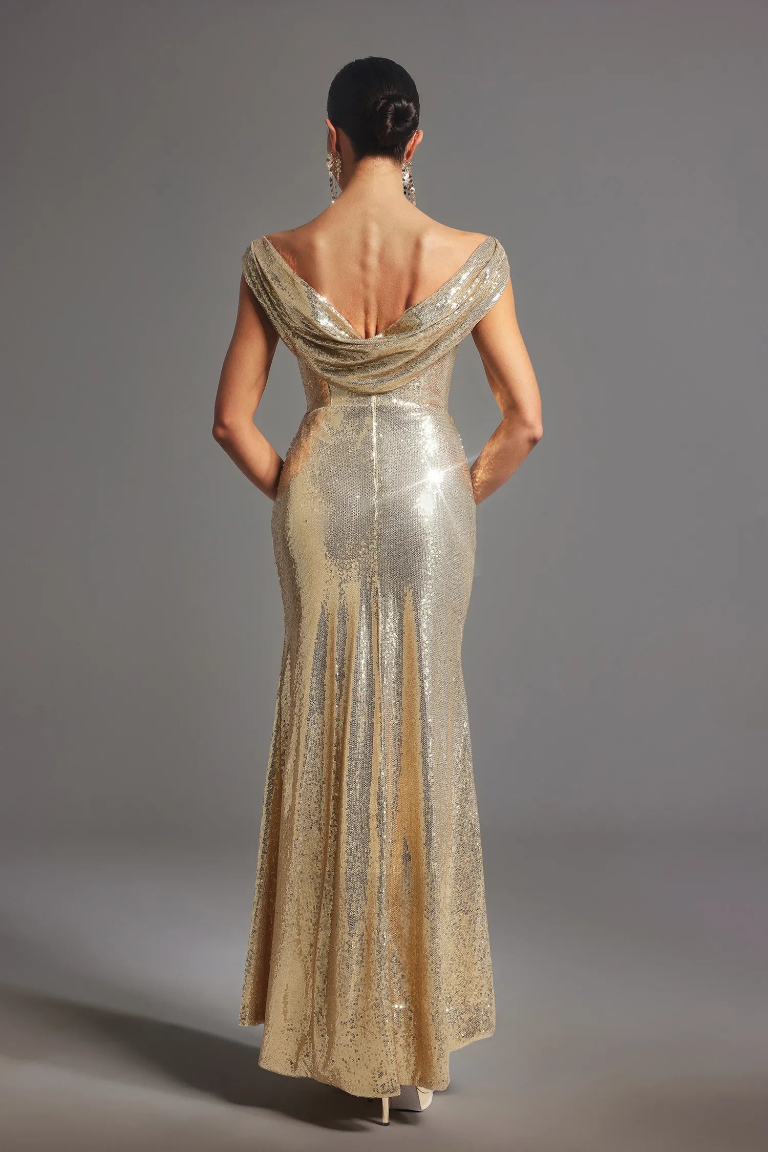 Robe Weitese Robe dorée sans manches Superbe robe longue à paillettes Robe moulante tendance dos nu Robe de bal